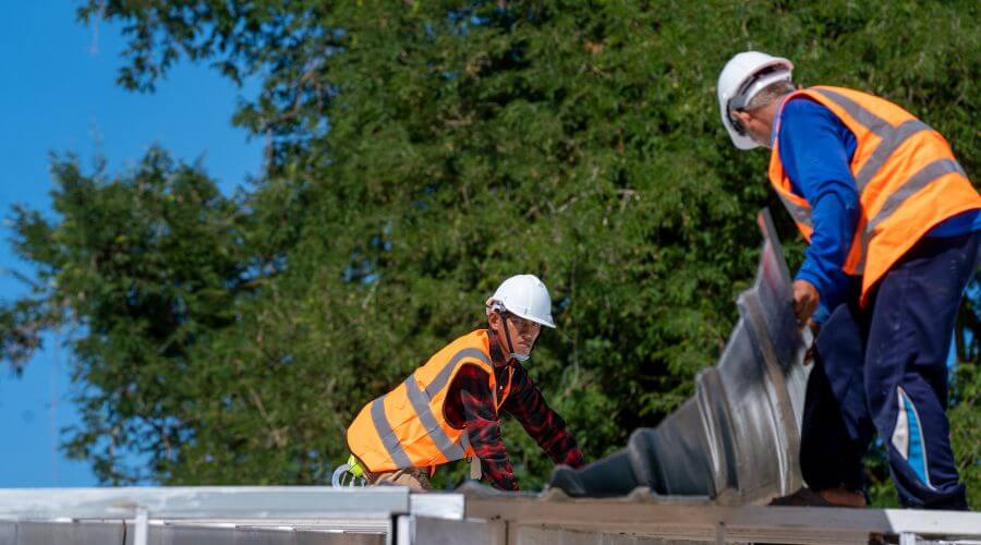 Roof repair in Lesterville, SD